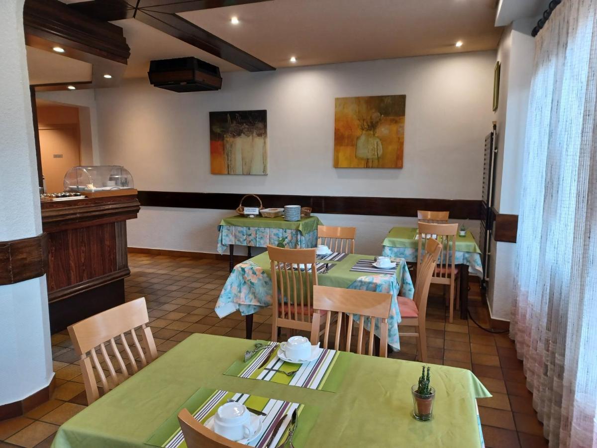 Logis - Hotel Restaurant Bellevue Annecy Exterior foto
