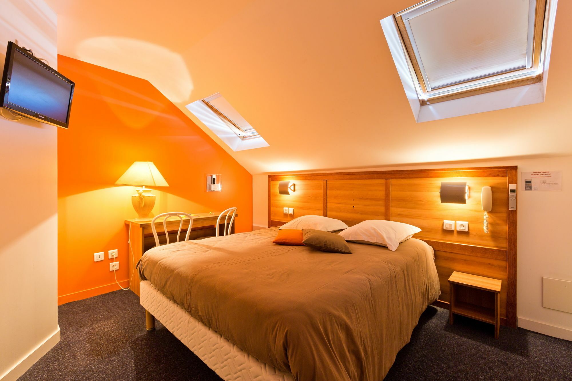 Logis - Hotel Restaurant Bellevue Annecy Exterior foto